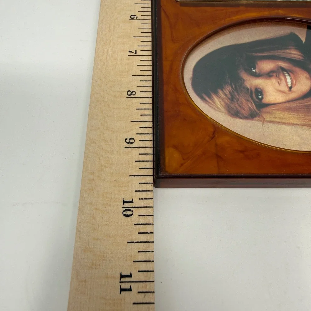 VTG JSNY Faux Tortoise Shell Photo Collage Frame 7 Openings Amber Swirl 11.5in